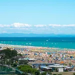Appartamento Homely Flat With Balcony And Swimming Pool *
