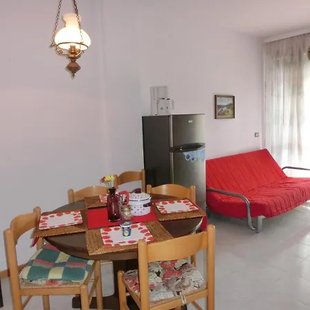 Homely Flat With Balcony And Swimming Pool Bibione