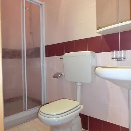 Apartment Homely Flat With Balcony And Swimming Pool