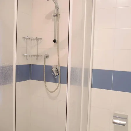 Homely Flat With Balcony And Swimming Pool Bibione