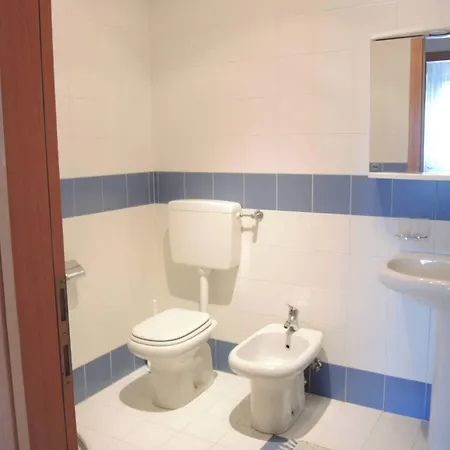 Homely Flat With Balcony And Swimming Pool Lejlighed Bibione